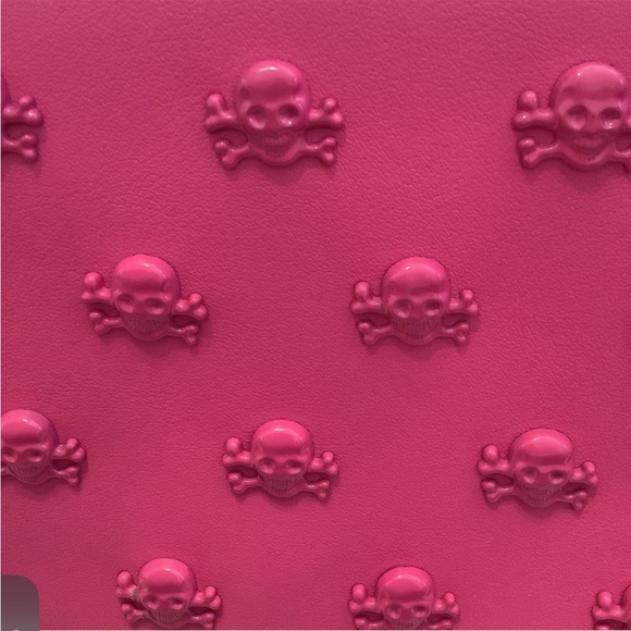 Betsey Johnson Pink Crossbody Bag - Picture 3 of 5